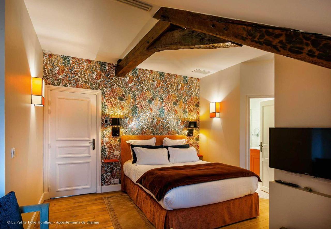 Bed and Breakfast La Petite Folie Онфлер Екстер'єр фото