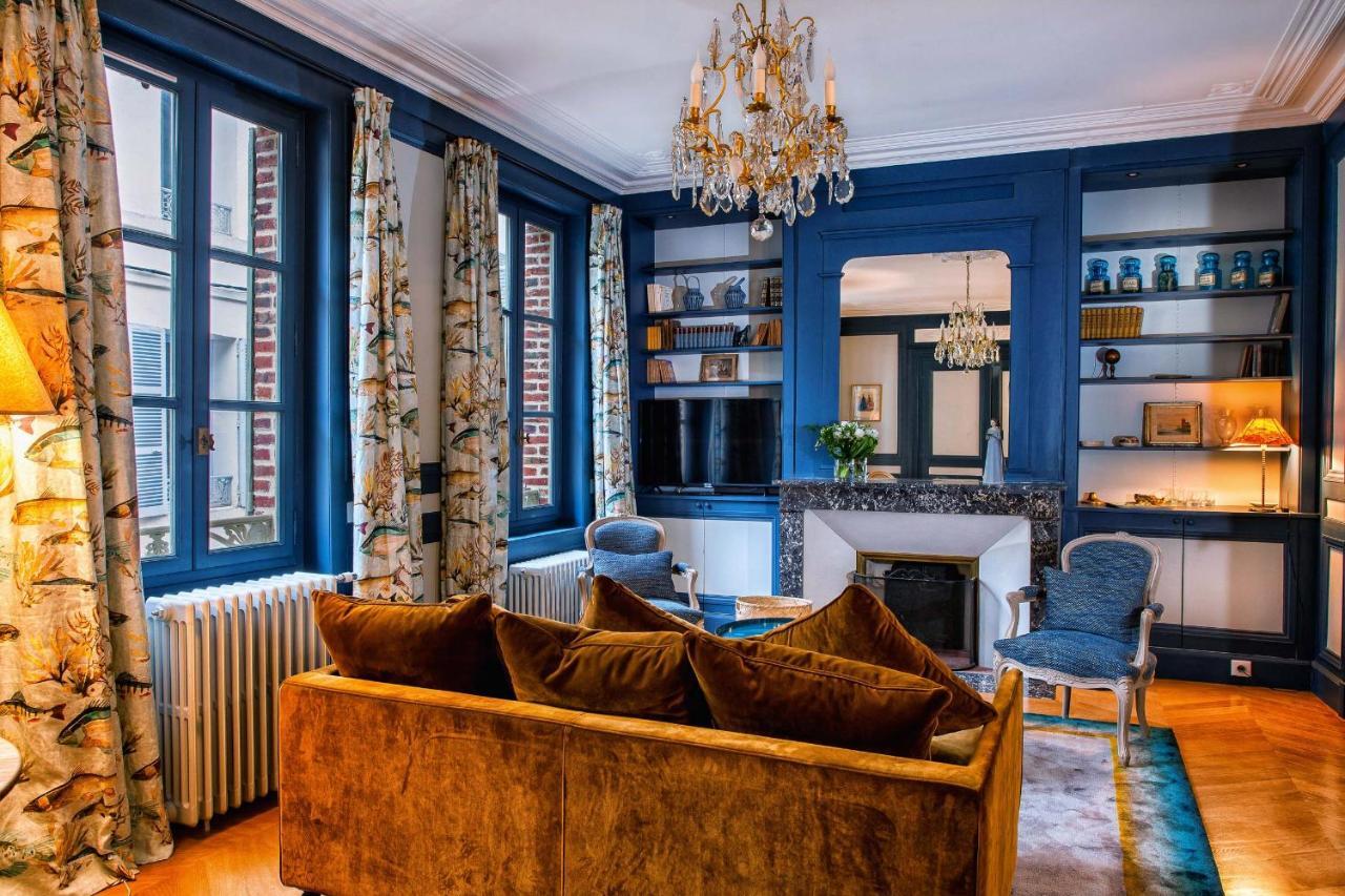 Bed and Breakfast La Petite Folie Онфлер Екстер'єр фото